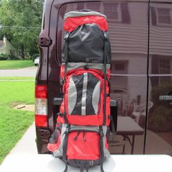 Eastern Mountain Sports Ascent 4700 Hiking Trail Camping Backpack


