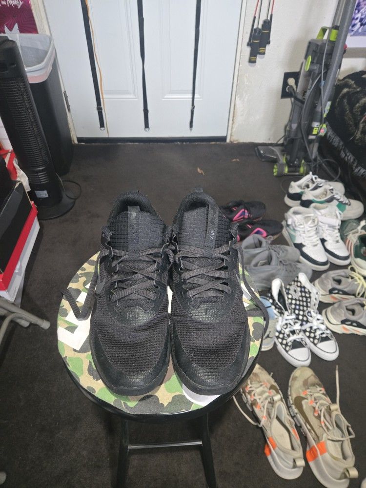 Nike Air Max Alpha Trainer 5 Shoes 'Triple Black' (DM0829-010) Men's Size 10.5 Or Women's Size 12 Excellent Condition