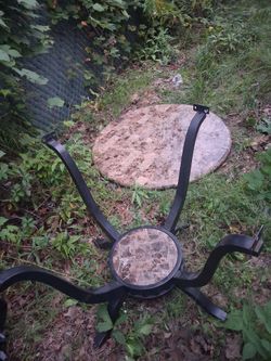 Marbel Dining room table pick up only cash only