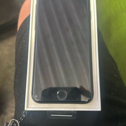 iPhone SE 