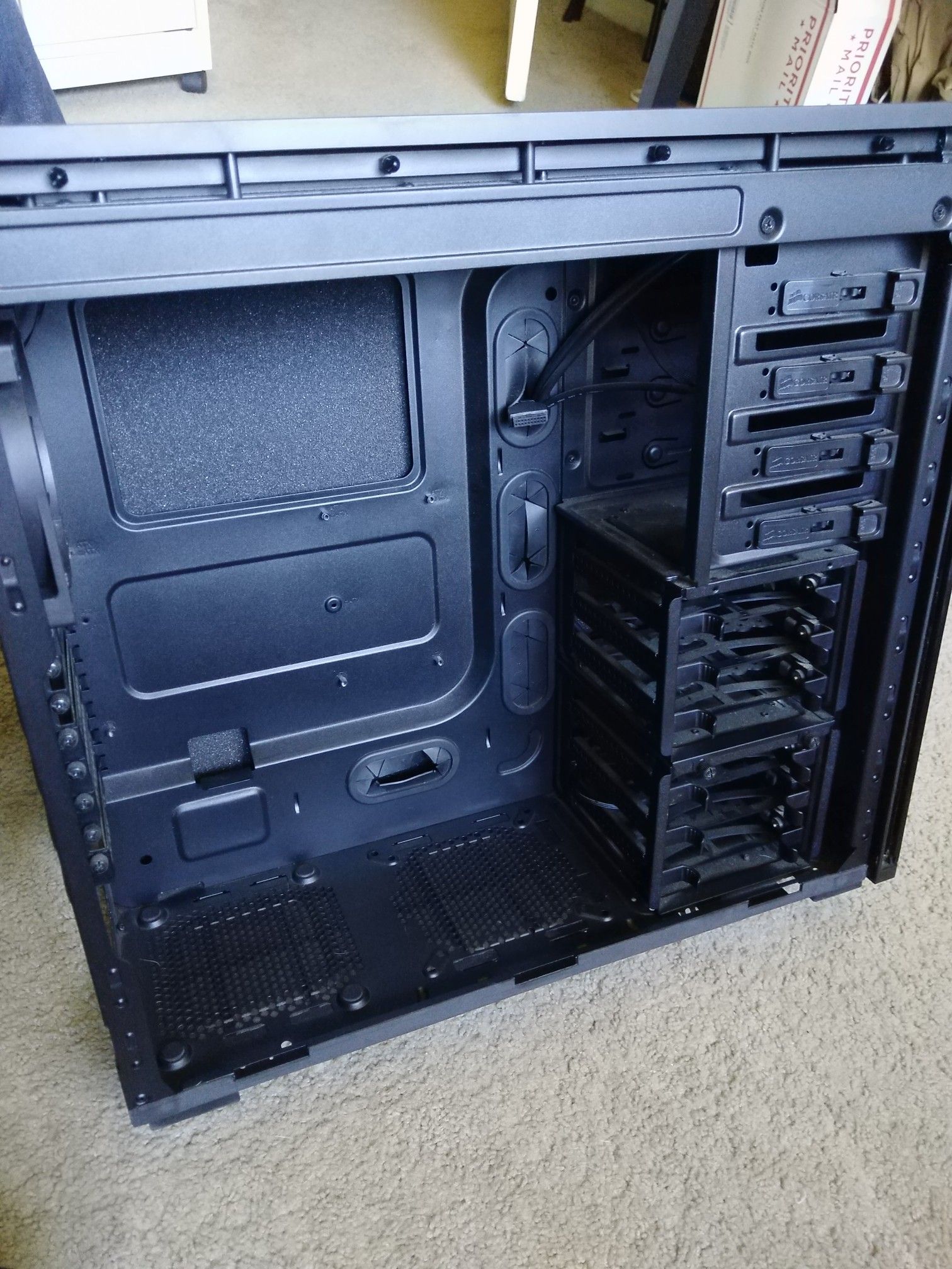 Corsair Obsidian 550D mid-tower computer case