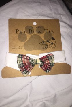 Holiday dog bow tie