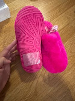 Girls Ugg slippers size 13