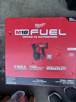 BRAND NEW Milwaukee Coil Roofing Nailer