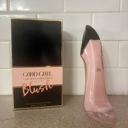 CAROLINA HERRERA “GOOD GIRL BLUSH”