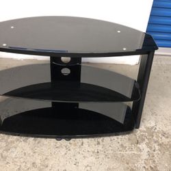 44”wx20”dx23”h TV STAND 