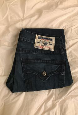 True’s. Haven’t really worn them. Someone gave them to me. Selling for $100. Size 30
