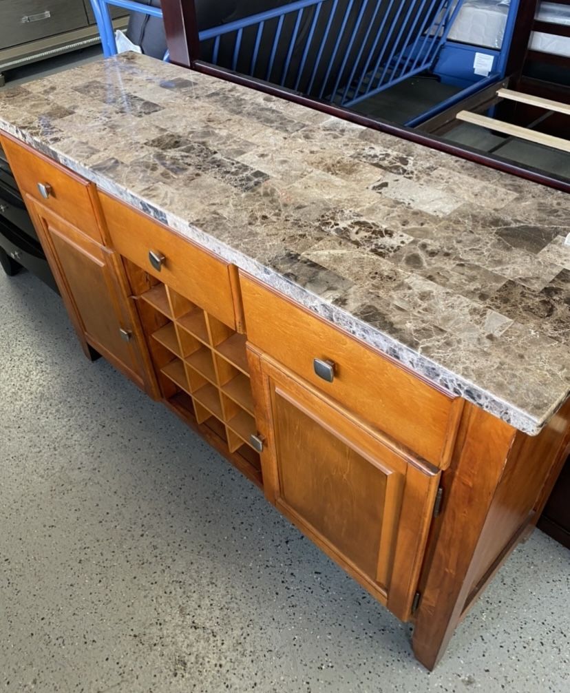 Furniture Mattress Area Rug Sale