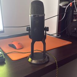 Blue Yeti X  Profesional Condenser USB Microphone 
