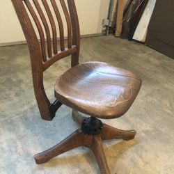 Antique oak swivel Chair