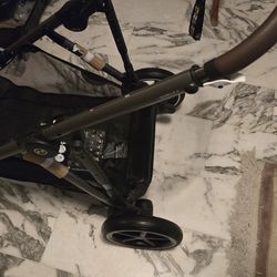 Get A Cybex Gazelle Stroller & Baby Swing For Free On Top