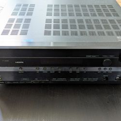 Onkyo 7.1 HT-R550