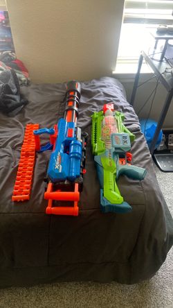 Toy guns, nerf