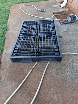 Pallet / Skid -Free