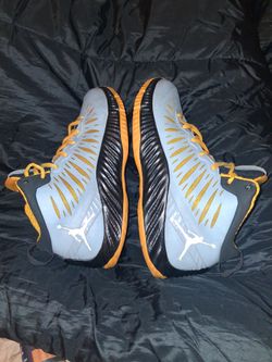 Air Jordan https://offerup.co/faYXKzQFnY?$deeplink_path=/redirect/ "Stealth/Tour Yellow" – Men's Size 9.5