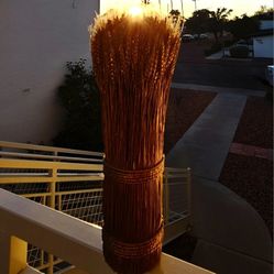 Gold Bar⚜️Wheat Centerpiece