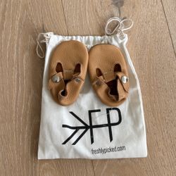 Freshly Picked Size 3 Leather Baby Shoes