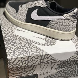 Jordan 1 Low OG ' Black Cement'