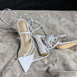 Never Been Worn Size 6.5 Fashion Nova White Heels