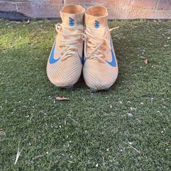 Men’s 9.5 Nike Zoom Superfly 10 Elite KM Firm Ground Soccer Cleats - Mbappe