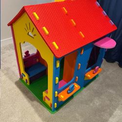 Indoor Playhouse 
