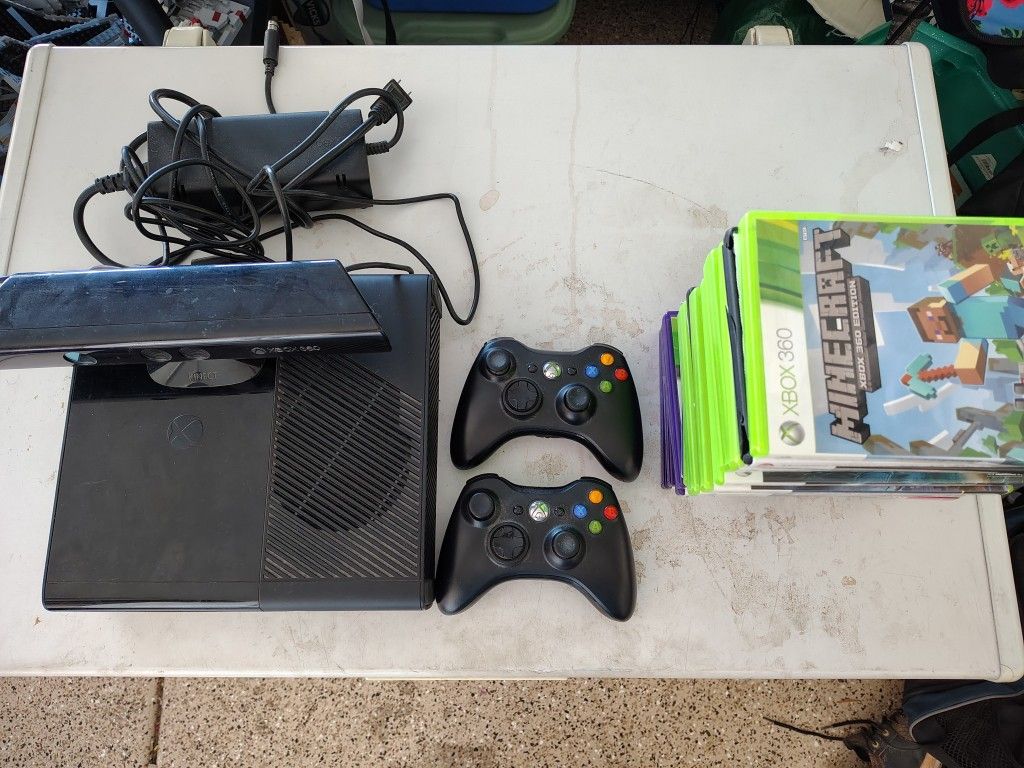 Xbox 360 with Kinect & Games