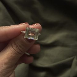 Emerald 10k Gold Ring With Diamond Accents 