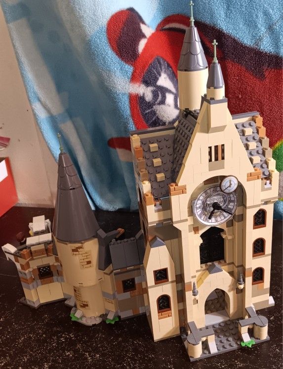Hogwarts Clock Tower #75948 Retired Harry Potter Lego Set