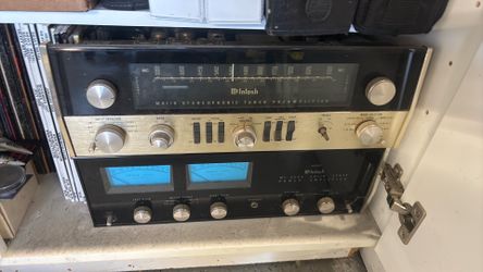 Vintage McIntosh amp and tuner for sale as