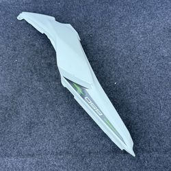 KAWASAKI OEM 36041-0034 19-22 NINJA 650 EX650 RIGHT REAR TAIL SEAT FAIRING COVER