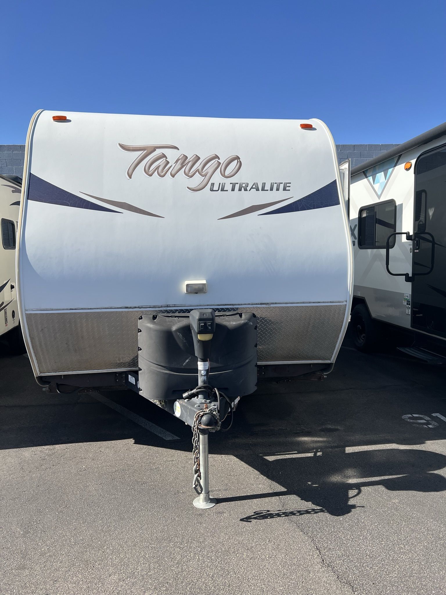 2013 Pacific Coachworks Tango 17UL