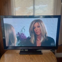 Panasonic Viera Plasma TV TC-P42S30 42 INCH