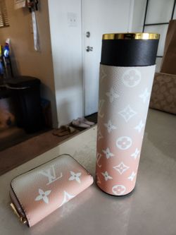 New tumbler and mini wallet set