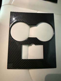Tesla Carbon console wrap