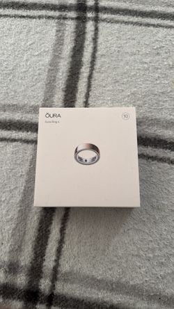 Oura ring 4 size 10 rose gold