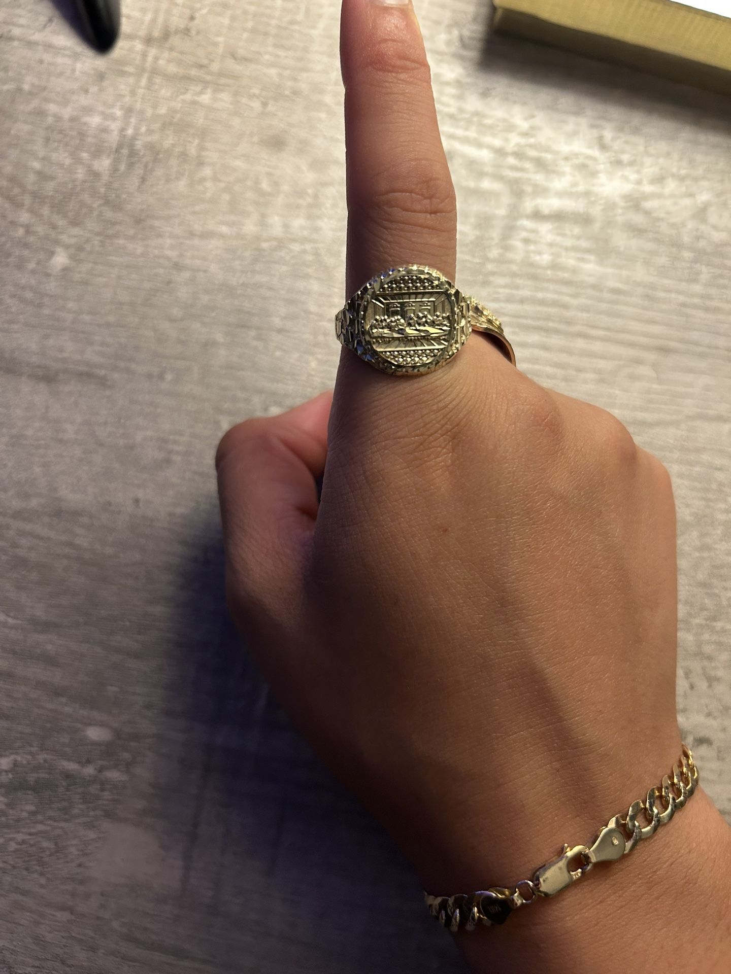 10k The Last Supper ring 