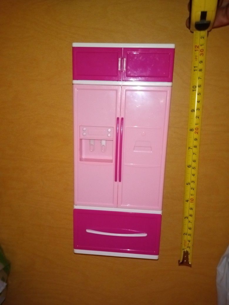 BARBIE DOLL SERIES PINK GLAM FRIDGE
