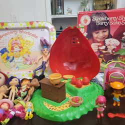 Strawberry  Shortcake  Lot
