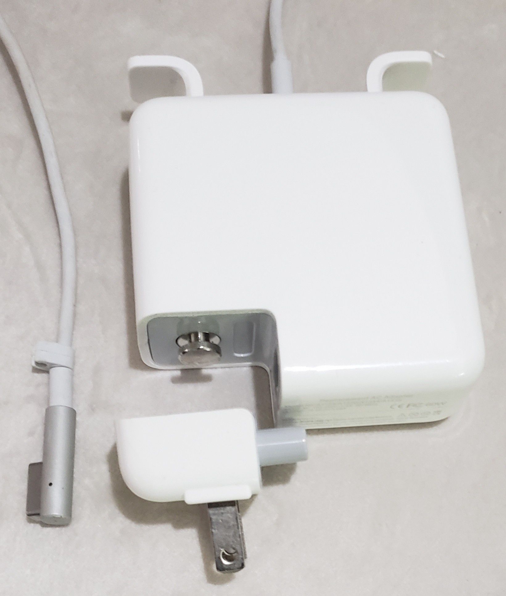 Apple Macbook Laptop 60 Watts Power Supply