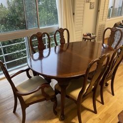 Wood dining Table + 6 Chairs