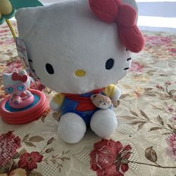 Hello Kitty Plush and Small Hello Kitty Lamp
