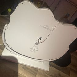 Hello Kitty Mirror