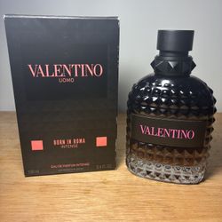 Valentino - BRAND NEW