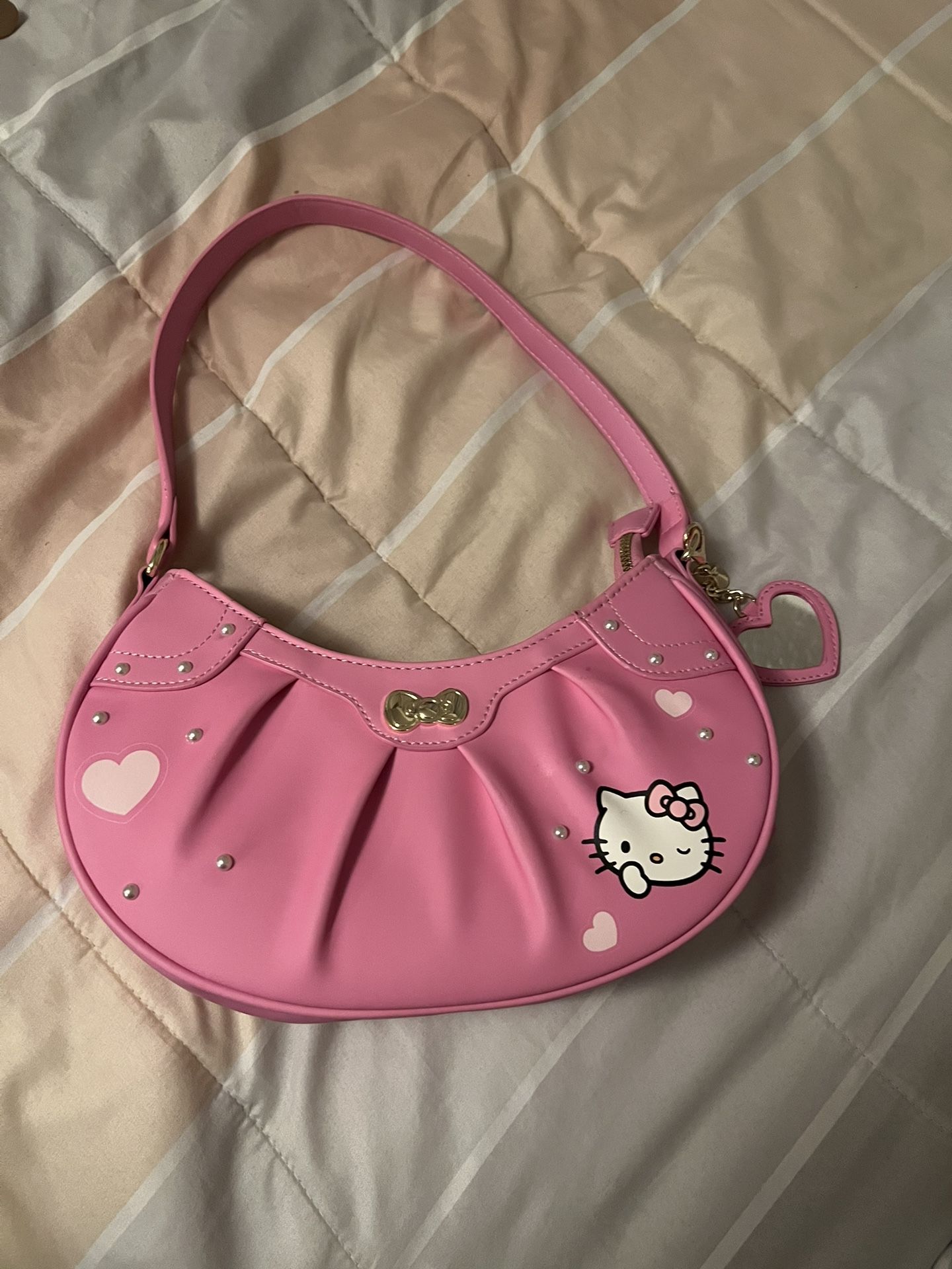 Hello kitty purse