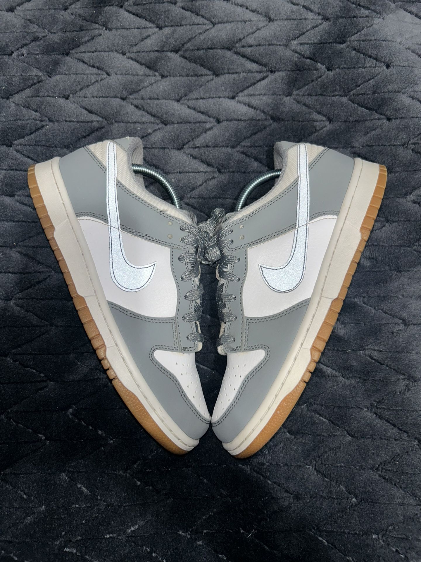Nike dunk low Smoke Grey Gum Size 6Y