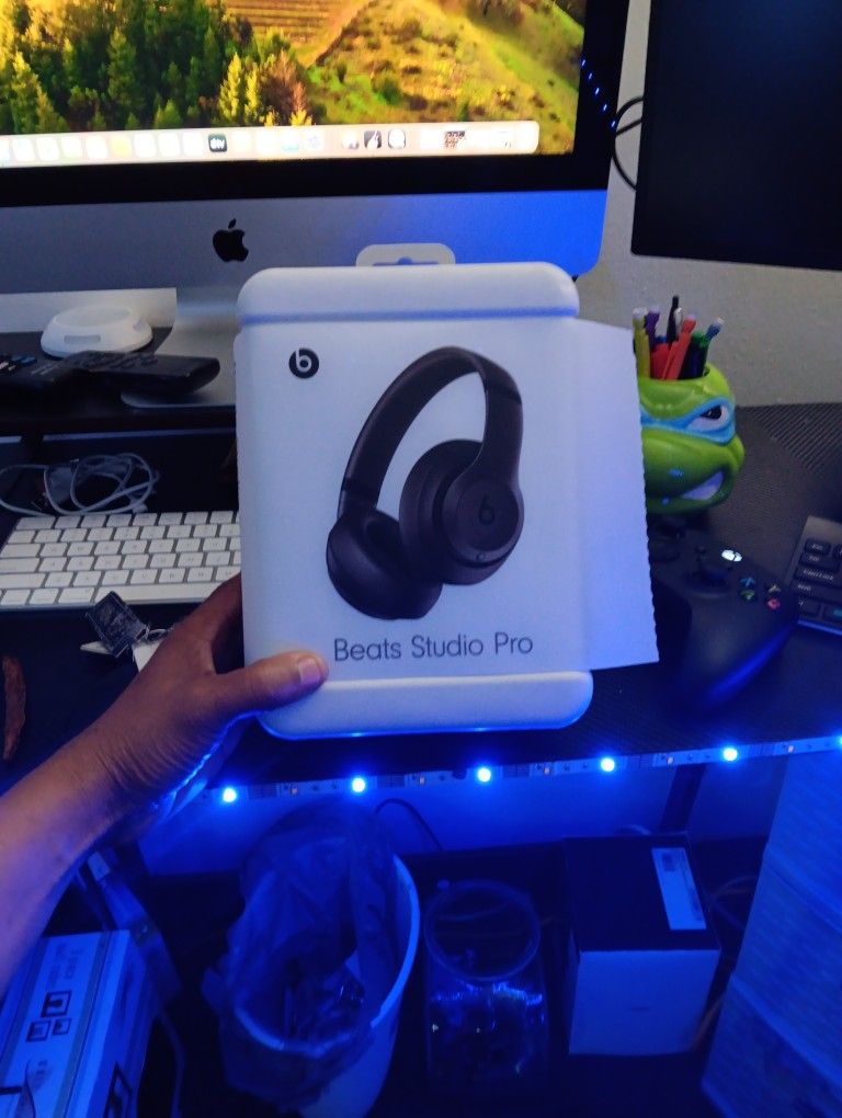 Beats Studio Pro