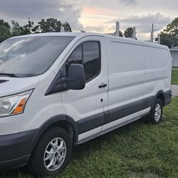 2015 Ford Transit
