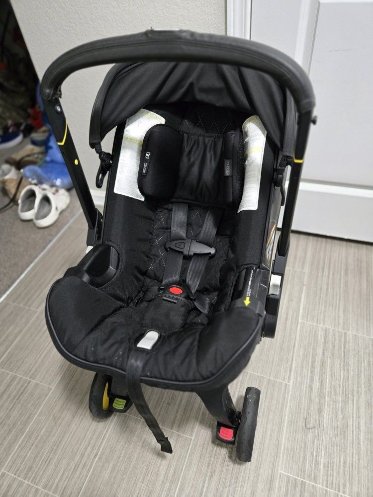 Doona Car Seat/Stroller