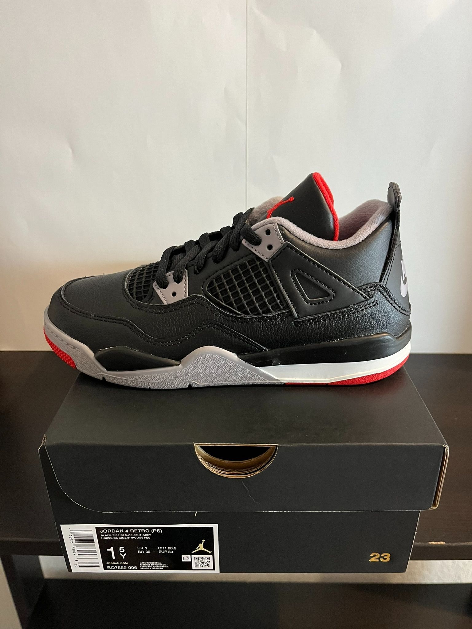 DS Jordan 4 Bred Reimaged 4s Preschool Sz1.5Y