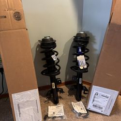 shock absorbers For 2014-2018 Jeep Cherokee